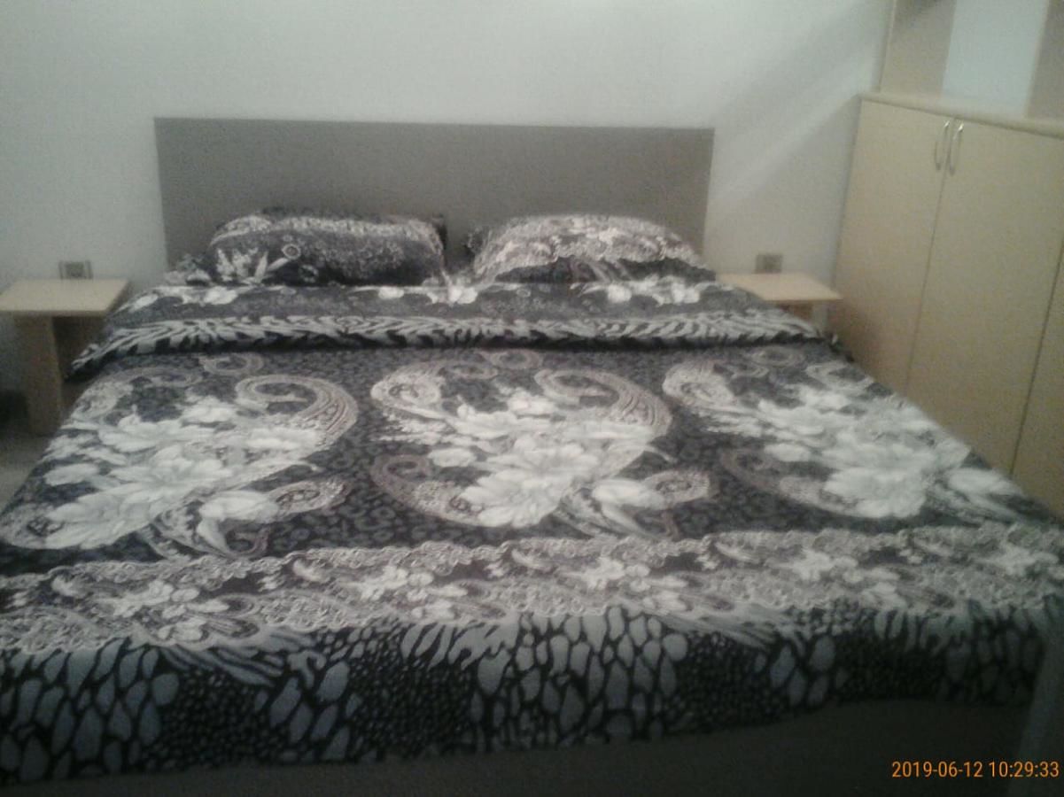 Апартаменты Izmir Apartment Баку-14